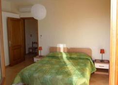 Holiday house in the Tuscan countryside just 3 km from Florence - Fiesole - Bedroom
