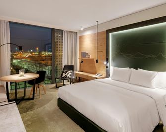 Hilton Munich Airport - München - Sovrum