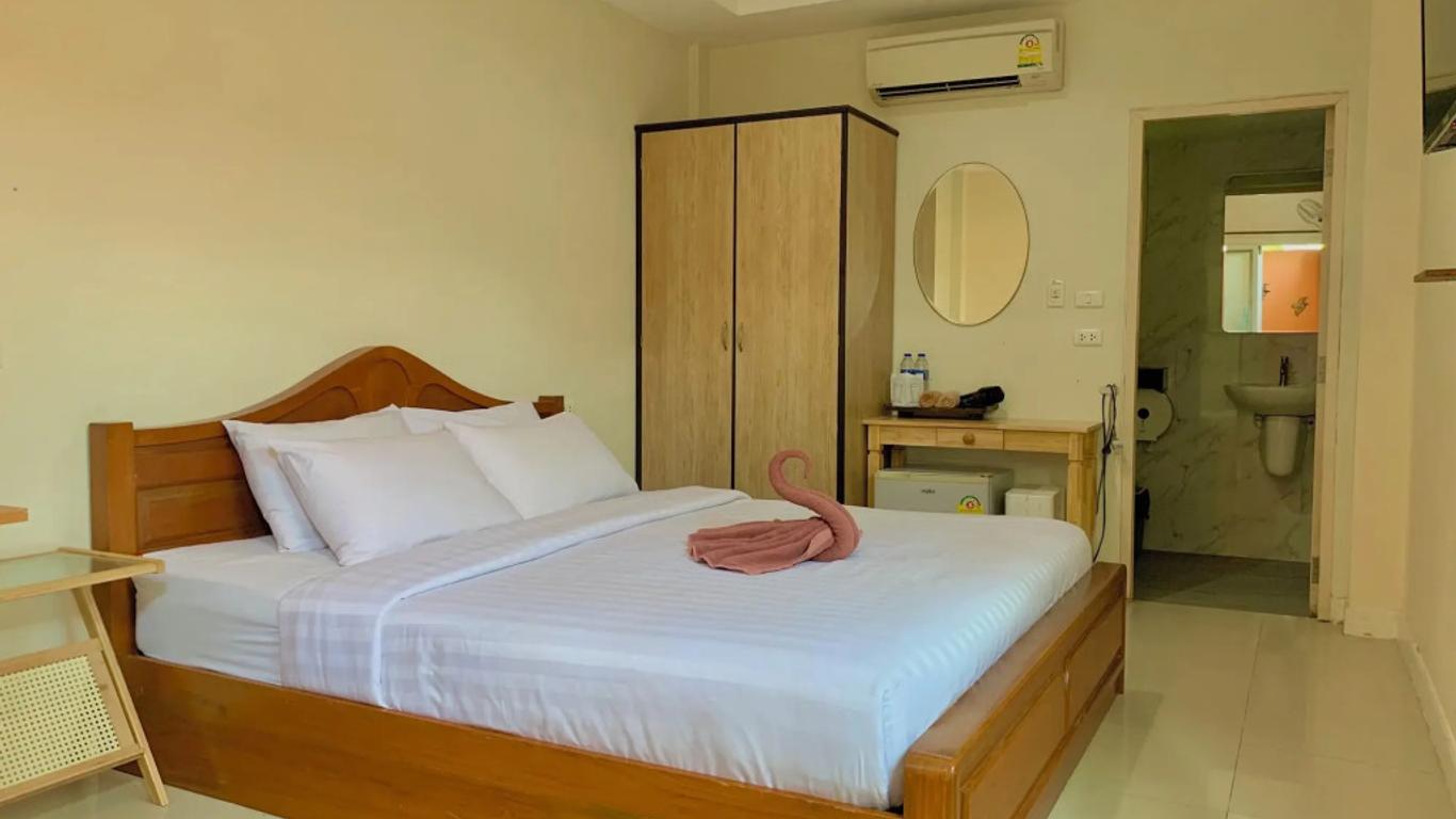 Baan Baramee House