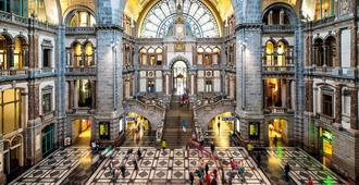 Ibis Budget Antwerpen Centraal Station - Antwerpen - Rakennus