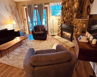 Updated beachfront condo at Giants Ridge - Biwabik - Sala de estar