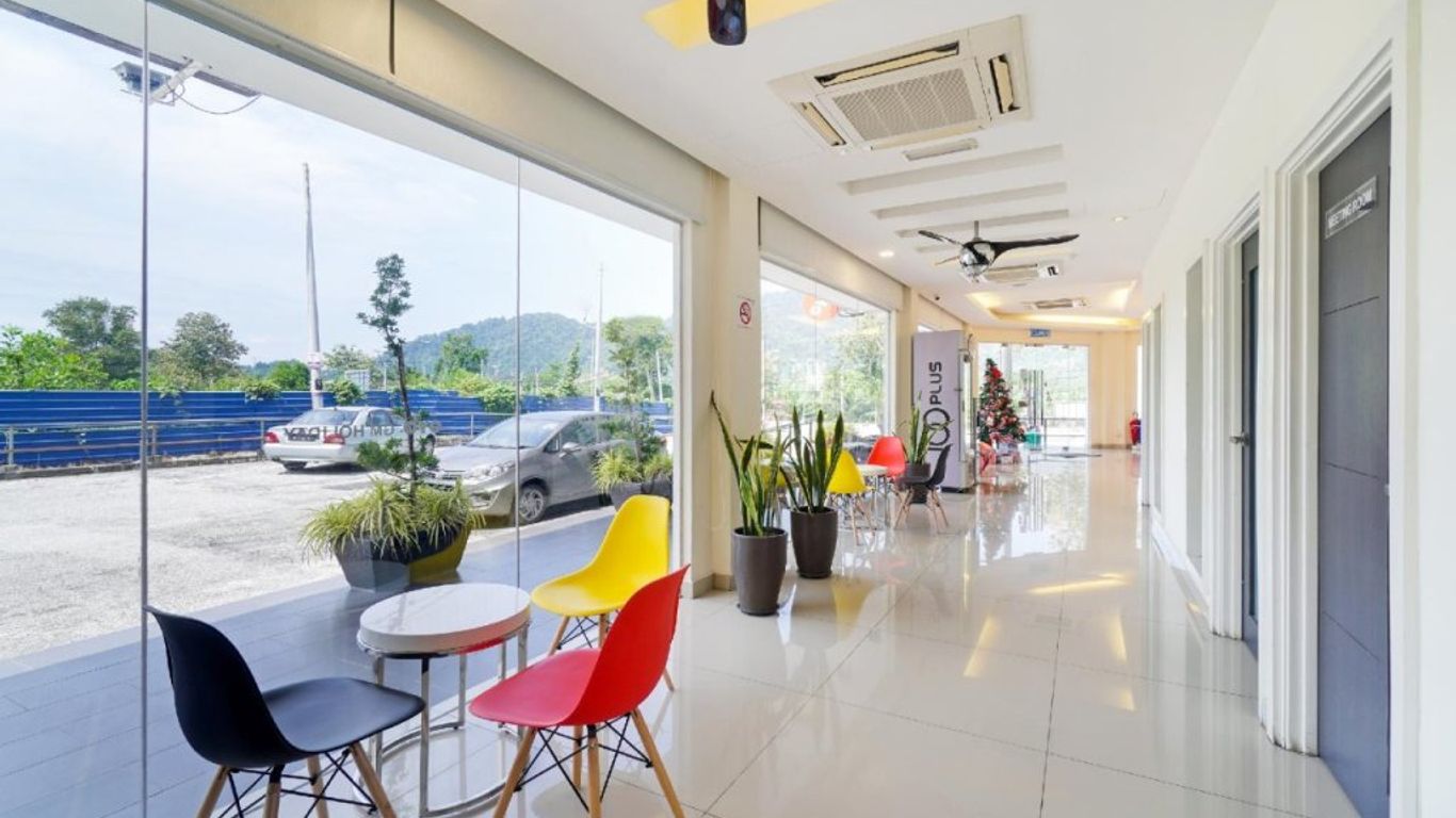 أو واي أو 89683 جي إم هوليداي هوتل بيرماي جايا