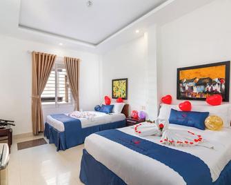 Amona Hotel - Hue - Bedroom