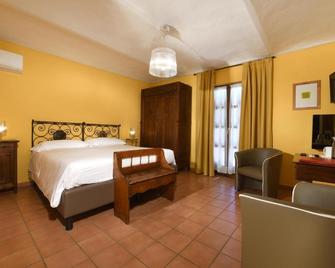 Amalia Cascina in Langa - Monforte d'Alba - Bedroom