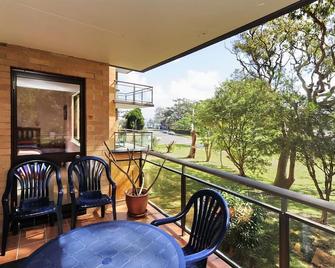 Shoreline Unit 2 1 Intrepid Close - Nelson Bay - Balcony