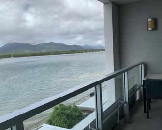 302 Harbour View Cairns - Cairns - Balcony
