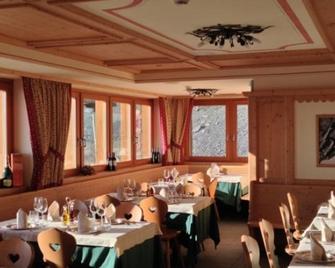 Stoppani Al Grostè - Мадонна-ді-Кампільйо - Ресторан