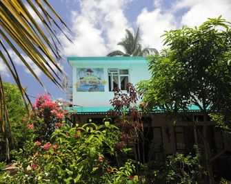 Chez Ronald Guest House - Mont Lubin