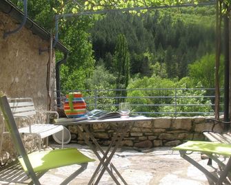Comfortable lozerian cottage - Gorges-du-Tarn-Causses - Patio