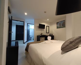 Noble House Patong - Patong - Ložnice