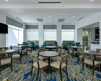 Hilton Garden Inn Detroit Metro Airport - Romulus - Restaurante