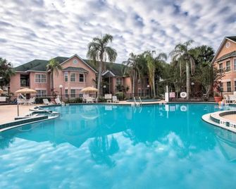 Palms & Villas - Celebration - Pool