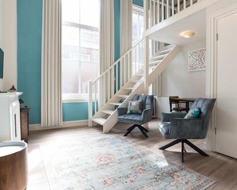 1001 Nights Boutique Lofts - Large 6 Person Room - Haarlem