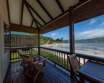 Le Vasseur La Buse Eco Resort - Baie Sainte Anne - Balcón