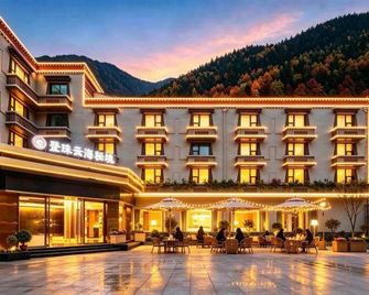 Jiuzhaigou Dengzhu · Yunhai Mijing Hotel (Jiuzhaigou Scenic Area Tourist Center) - Ngawa - Building