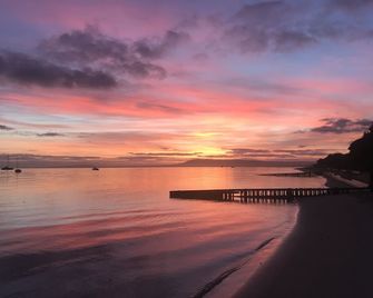 Boathouse Resort Studios & Suites - Rye - Vista esterna