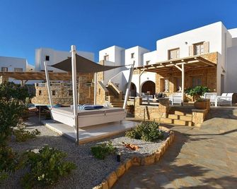 Kallisti Hotel - Folegandros