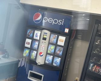 Super 7 Inn - Joplin - Tienda