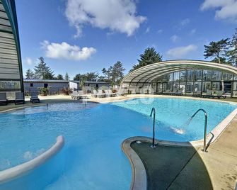 Jullouville: Villa 4 pers, proche plage, piscine chauffée - FR-1-361-534 - Jullouville - Piscine