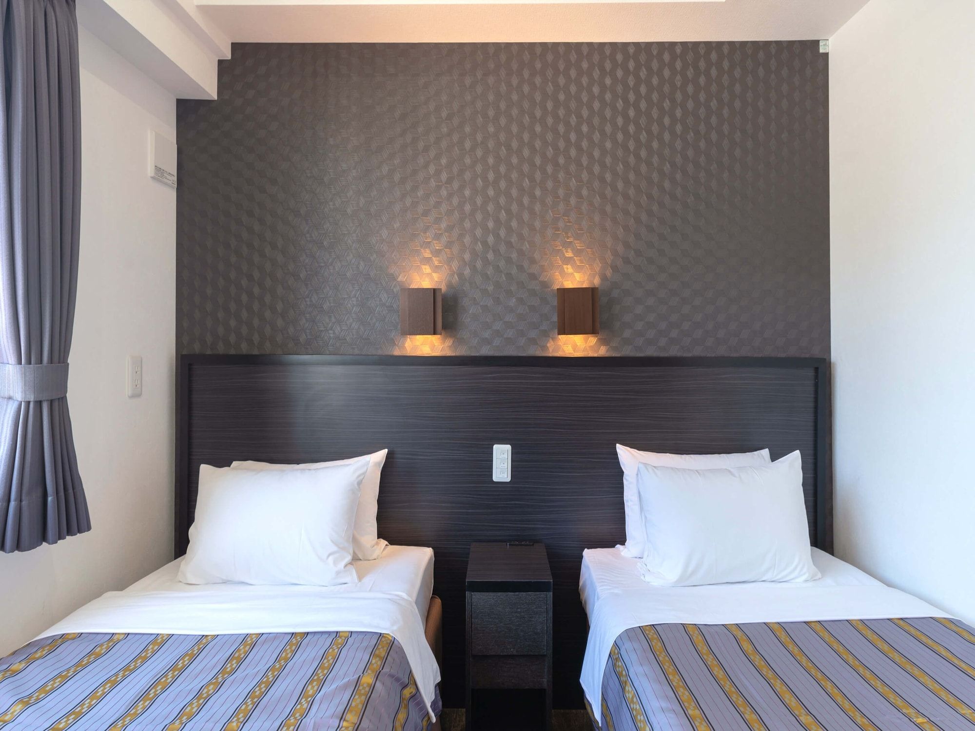 Hotel Koza - Okinawa - Schlafzimmer