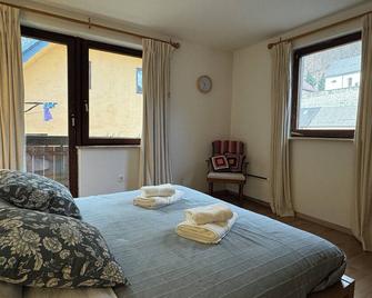 Luxury holiday home near Lake Bled & the Alps - Krnica - Bedroom