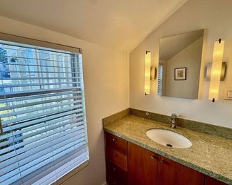 Noe Castro Sunny Modernism 2 Br - San Francisco