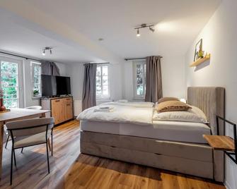 Himmlische Altstadt-Maisonette - Marburg - Schlafzimmer
