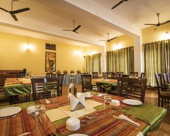 The Krishna Jungle Resort - Kanha - Restaurant