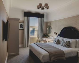 The Queens Hotel - Portsmouth - Schlafzimmer