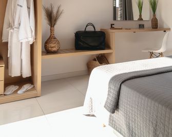 White Canvas Boutique Studios - Zakynthos