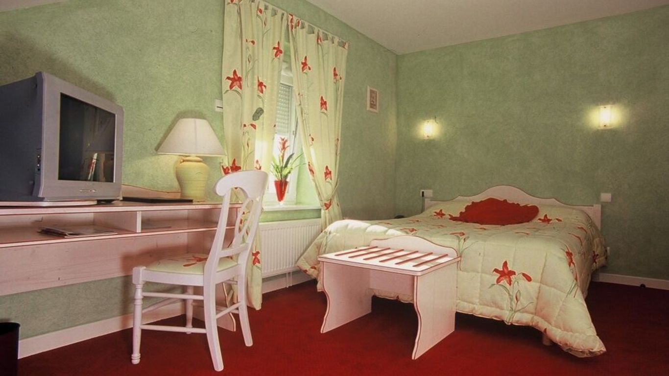 Logis Hôtel, Chalets Et Restaurant Les Chatelminés