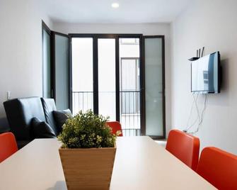Apartments Madrina - Valencia - Comedor
