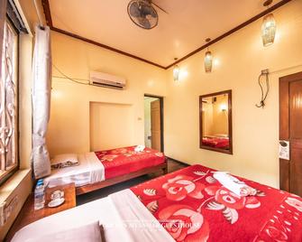 Golden Myanmar Guest House - Nyaung-U - Bedroom