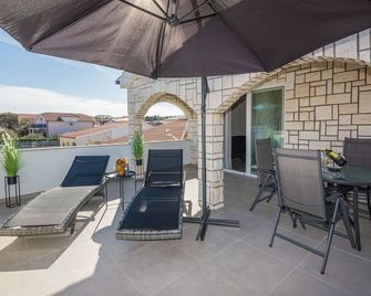 Apartments Bojana - Vir - Balcony