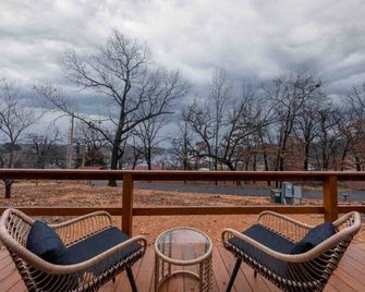 Luxury Lake Living on Grand 1 - Afton - Balcony