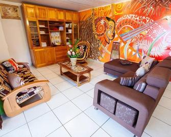 Farehau - Faa’a - Wohnzimmer