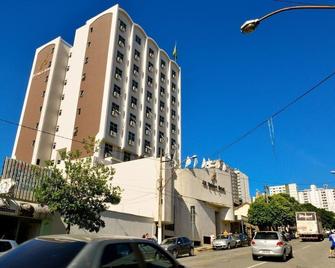 Jb Palace Hotel - Pouso Alegre - Gebäude