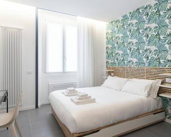 Italianway - Taramelli 60 - Milano - Camera da letto
