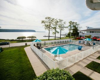 Edgewater Resort - Ephraim - Zwembad