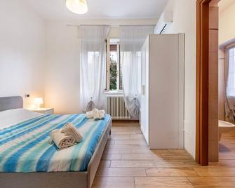 Civico 22 - Peschiera del Garda - Bedroom