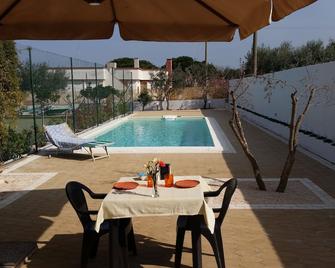 Villa Lara - Polignano a Mare - Piscina