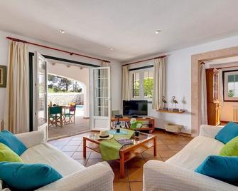 Ca'n toni Villa, Cala Galdana - Ferreries - Living room