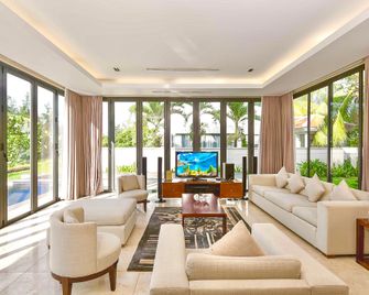 Luxury Dana Beach Resort & Spa - Da Nang - Lounge