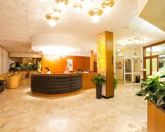 Hotel Universal - Caorle - Vestíbul