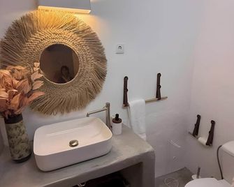 Apartment 'Casa Tia Anica I' with Lake View, Wi-Fi and Air Conditioning - Mourão
