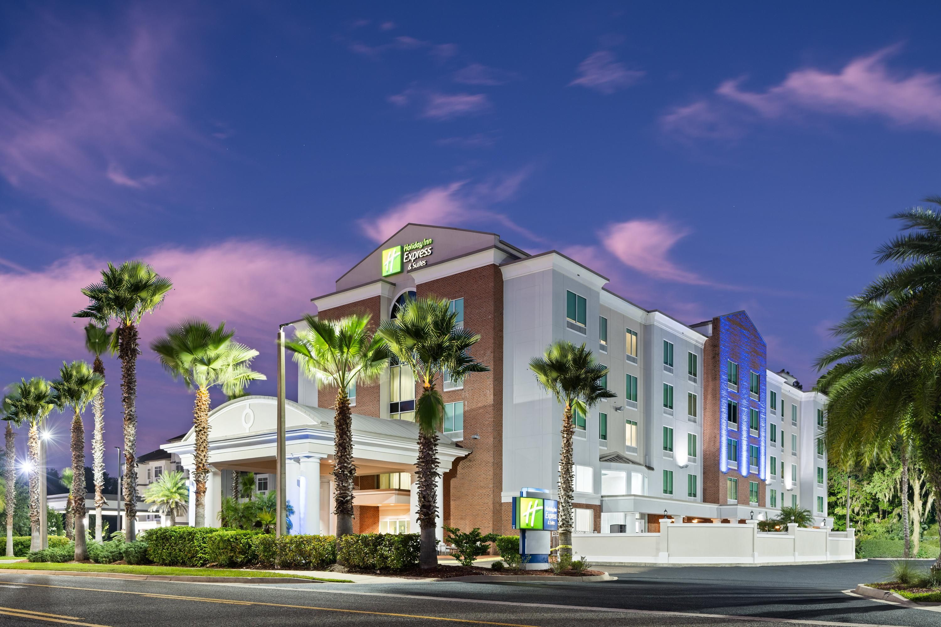 Holiday Inn Express & Suites Chaffee-Jacksonville West By IHG - ג'קסונוויל - בניין