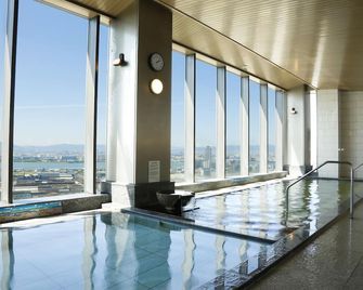 Hotel Keihan Universal Tower - Osaka - Piscina