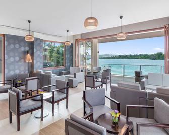 Ramada Resort by Wyndham Port Vila - פורט וילה - טרקלין