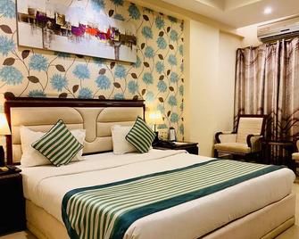 Hotel Krc Palace - Tezpur - Bedroom