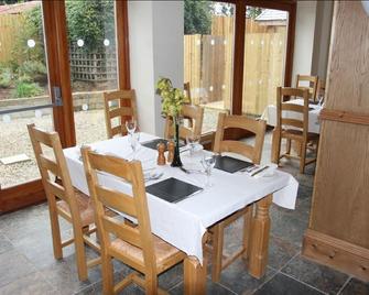 Cottage Lea's Country Hotel & Restaurant - Pickering - Comedor